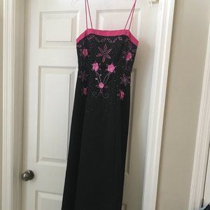 Morgan & Co. Black and Pink Formal GOwn Dress, Size 1/2